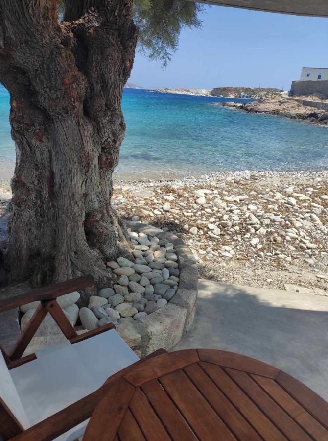 Apanemo Beach House Agios Nikolaos Kimolos Bagian luar foto