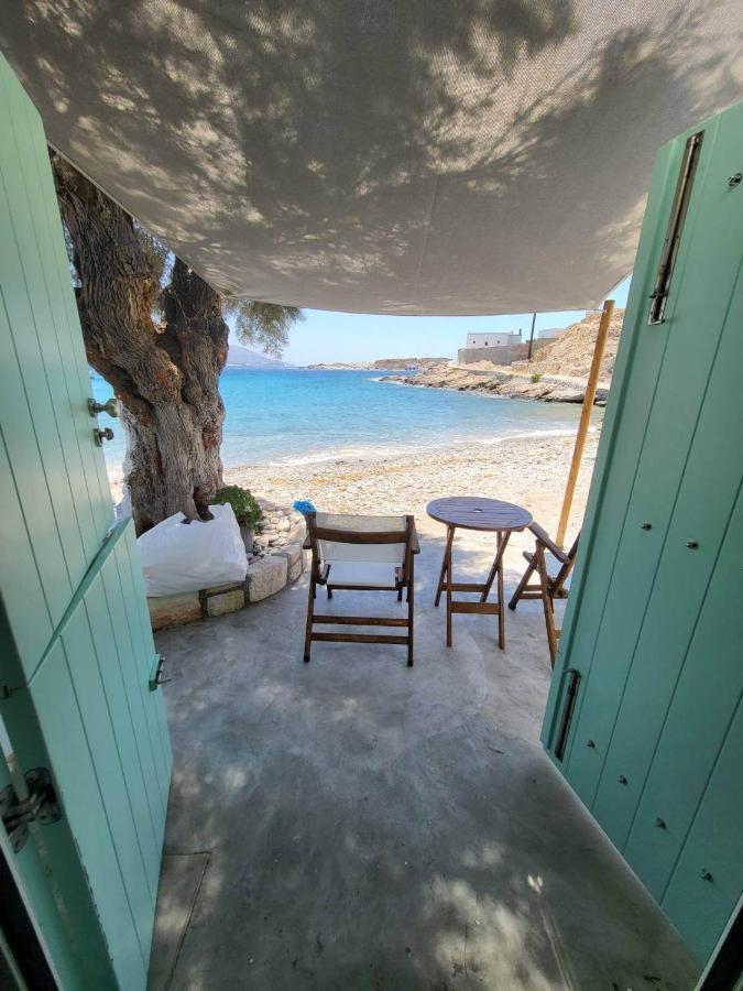 Apanemo Beach House Agios Nikolaos Kimolos Bagian luar foto